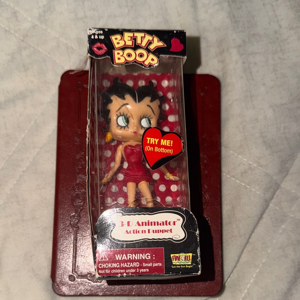 Betty Boop 3D Animator Action Puppet - Red and Black